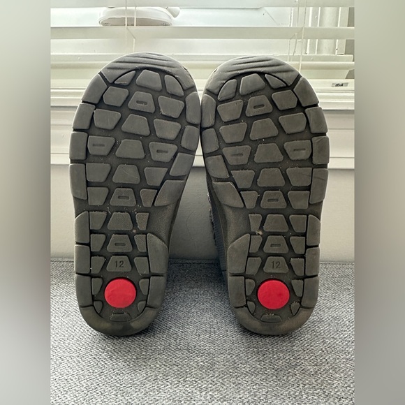 See Kai Run Gilman Waterproof Insulated Boots - Picture 4 of 6